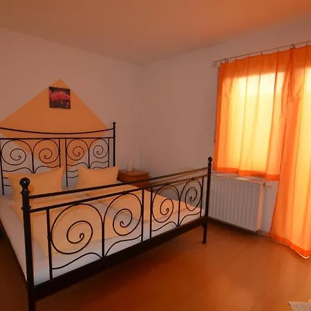 Gästehaus Mezzaluna